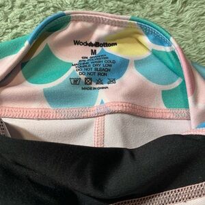 WodBottom Pastel Scallop Print Active Leggings